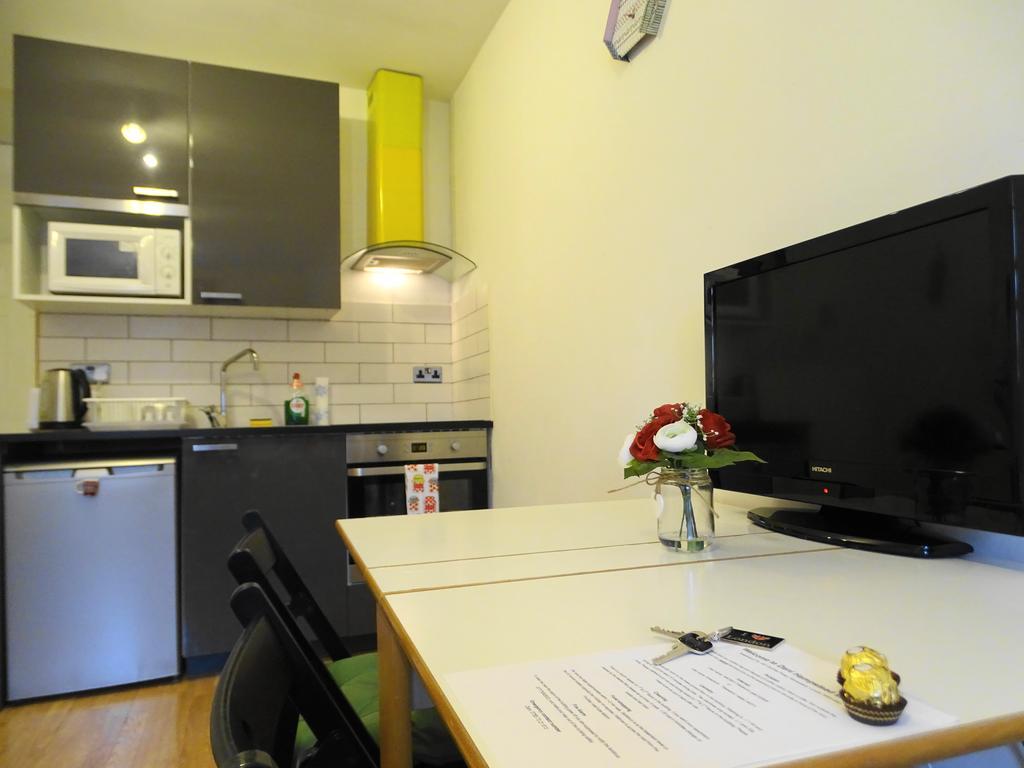 ロンドンダニ ハムステッド スタジオアパートメント 部屋 写真